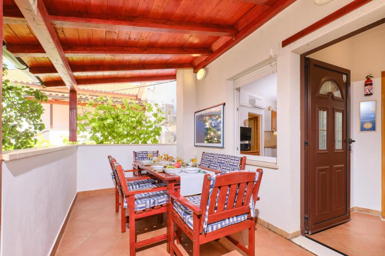 Apartments Antares Mali Losinj Ngoại thất bức ảnh