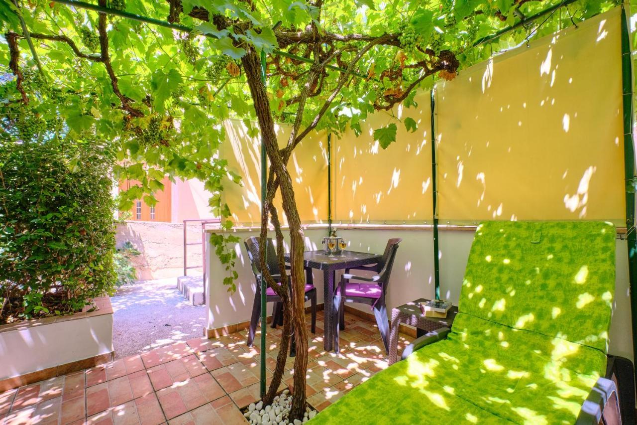 Apartments Antares Mali Losinj Ngoại thất bức ảnh